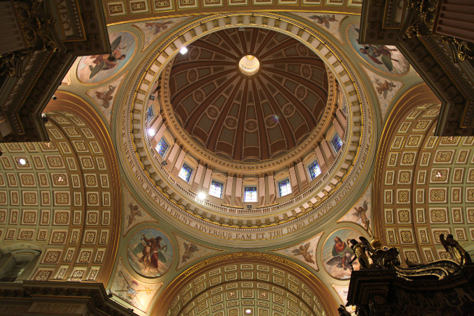 Cathédrale Marie-Reine-du-Monde - Mary Queen of the World Cathedral dome